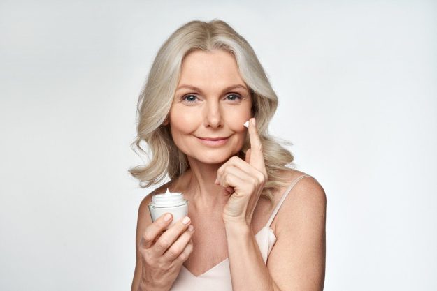 Smiling-50s-middle-aged-mature (1)